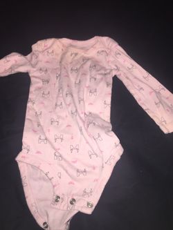 Long sleeve baby girl 6months onesies