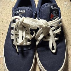Men’s Reebok Classic Casual Sneaker (Size 9)