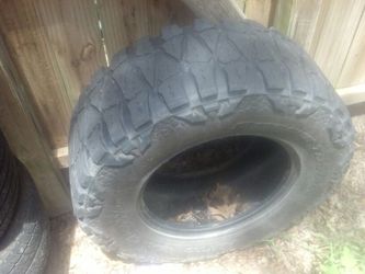 33/12.50/17 nitto mud grappler