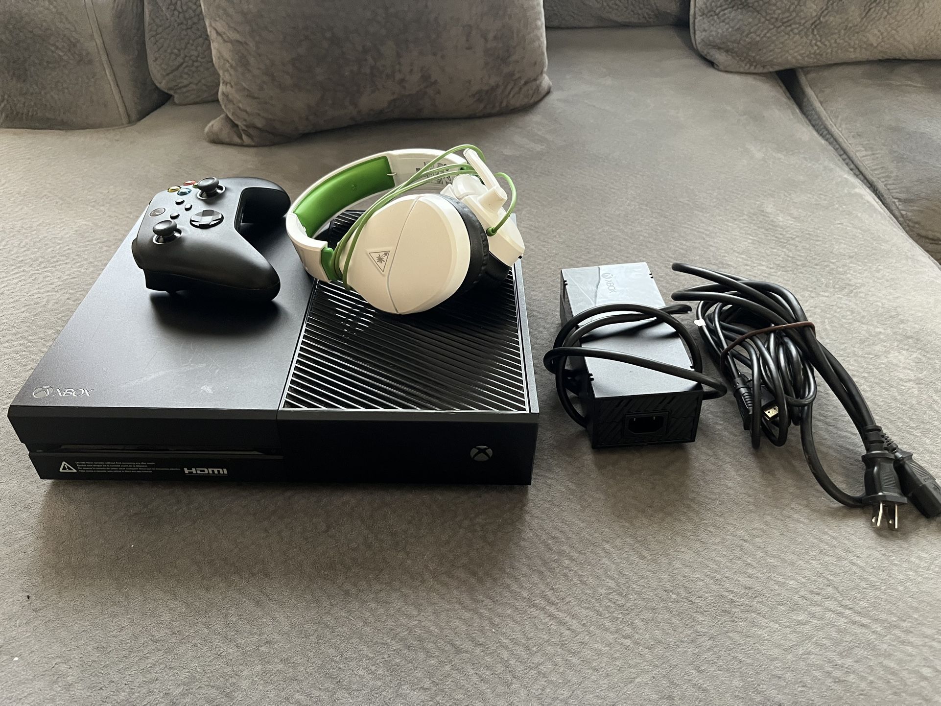 Xbox One console !!