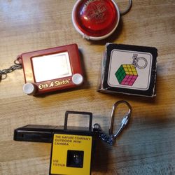 4 Vintage Collectable Keychains
