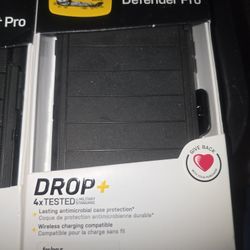 🆕️OTTER CASES $20 EACH. SEE EACH PIC. PHONE INFO ON THE BOTTOM LEFT OF EACH BOX