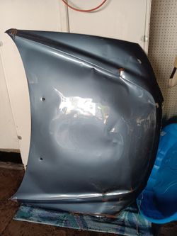 2010 Hyundai Sonata Busted Car Hood No Latches With Dents