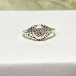 Vintage Sterling Diamond Chip Ring