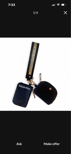 Lululemon wristlet with Lanyard