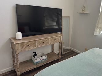 Console table