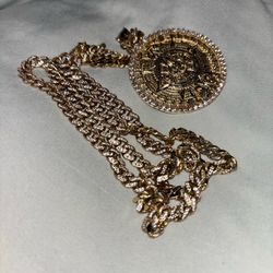 43grams of gold
