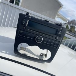 Nissan Altima Original Radio