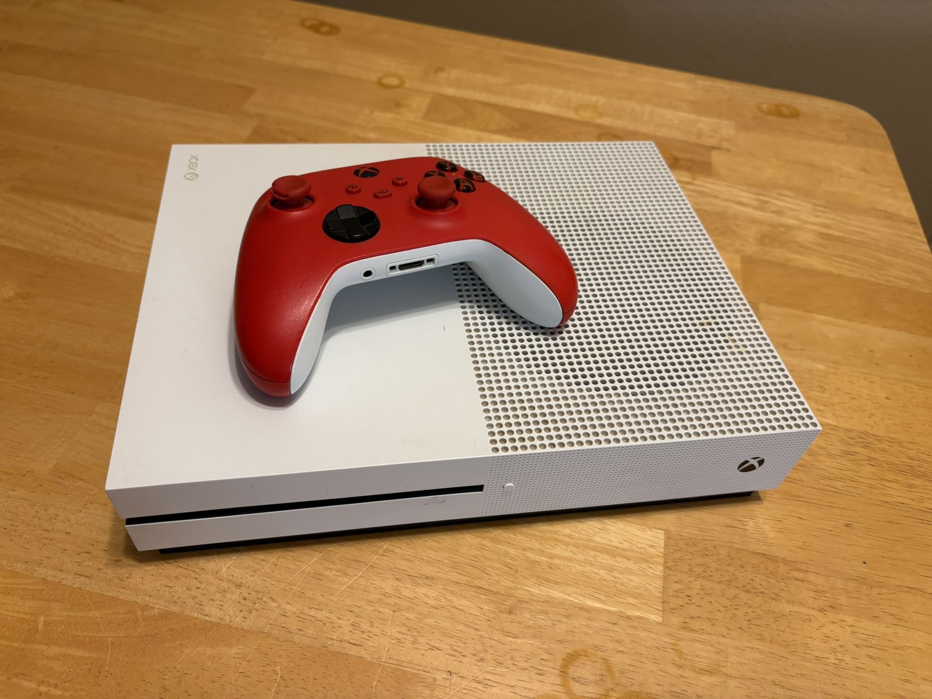 Xbox One S W Controller, Missing Power Cord