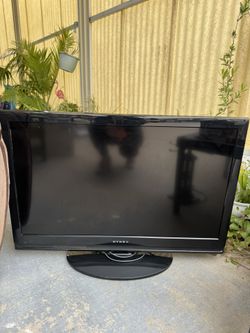 32 Inch Dynex Tv Works Great