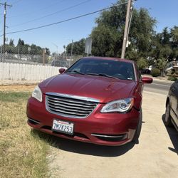 2013 Chrysler 200