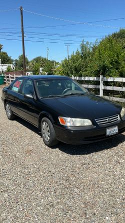 2000 Toyota Camry