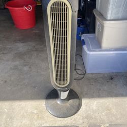 Oscillating fan. Good condition.