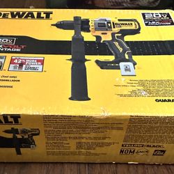 New DEWALT FLEXVOLT ADVANTAGE 20V MAX* Hammer Drill, Cordless, 1/2-Inch