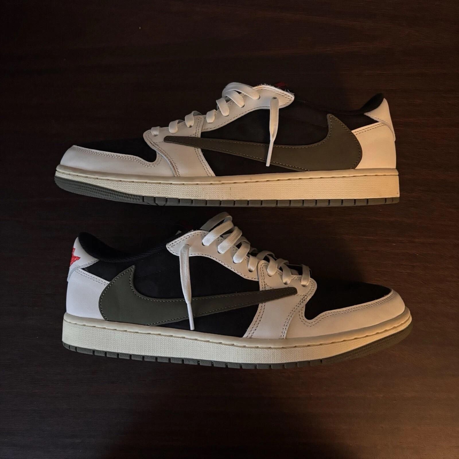 Travis Scott x Air Jordan 1