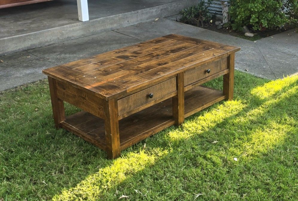 ✨ Farmhouse Coffee Table ✨