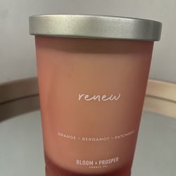 Bloom & Prosper Candle-bergamot 