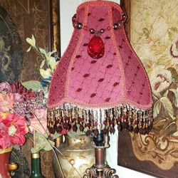 VINTAGE HAND PAINTED FLORAL FLOWER ORIENTAL BEADED FRINGE RUBY RED BURGUNDY CRYSTAL LAMP SHADE BASE