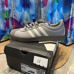 Adidas Size 9.5 