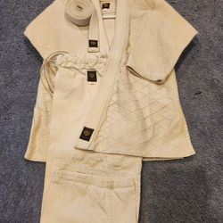 Gi, Martial Arts - Golden Tiger