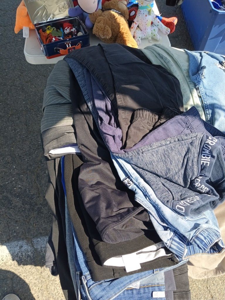 New And Used Clothes For 1$ A Piece