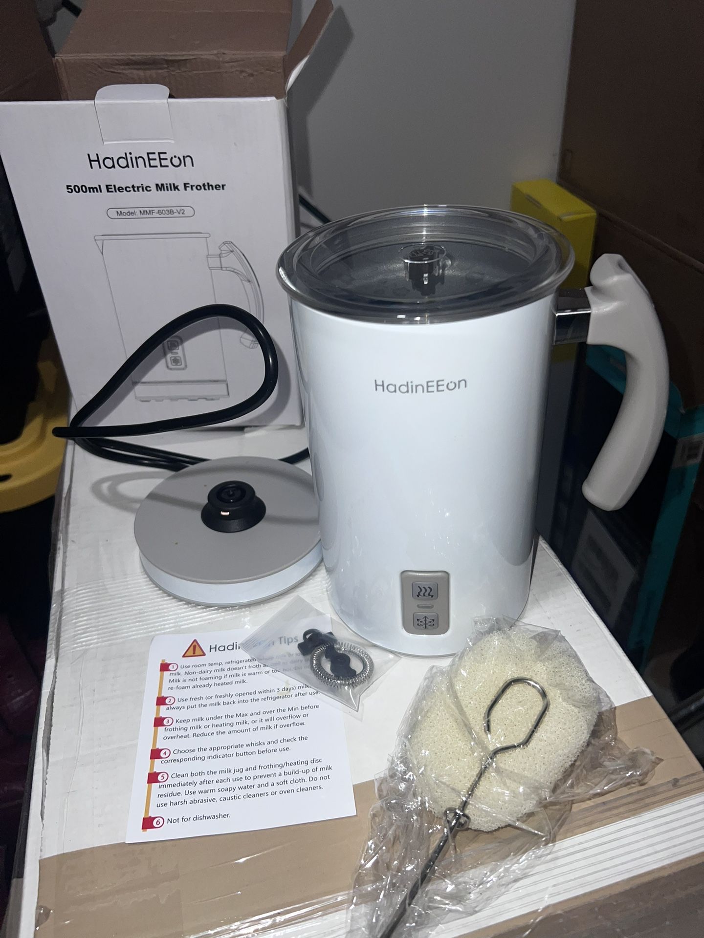 Electric milk Frother