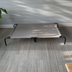 AmazonBasics XL cooling Elevated Dog Bed