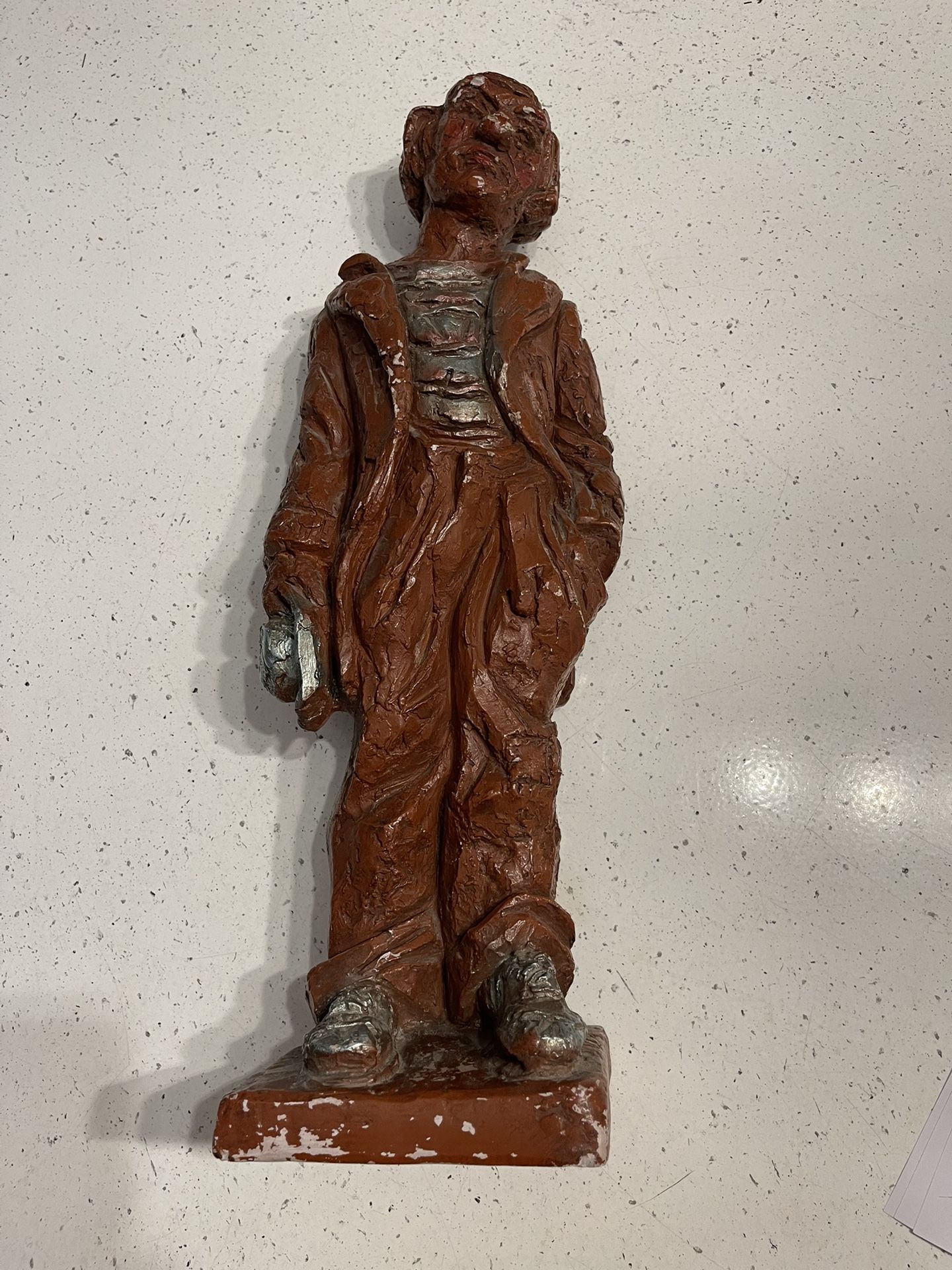 Mardo Hobo Clown Statue