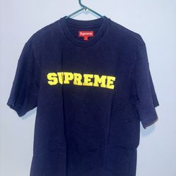 Supreme Shirt Oversized Fit 