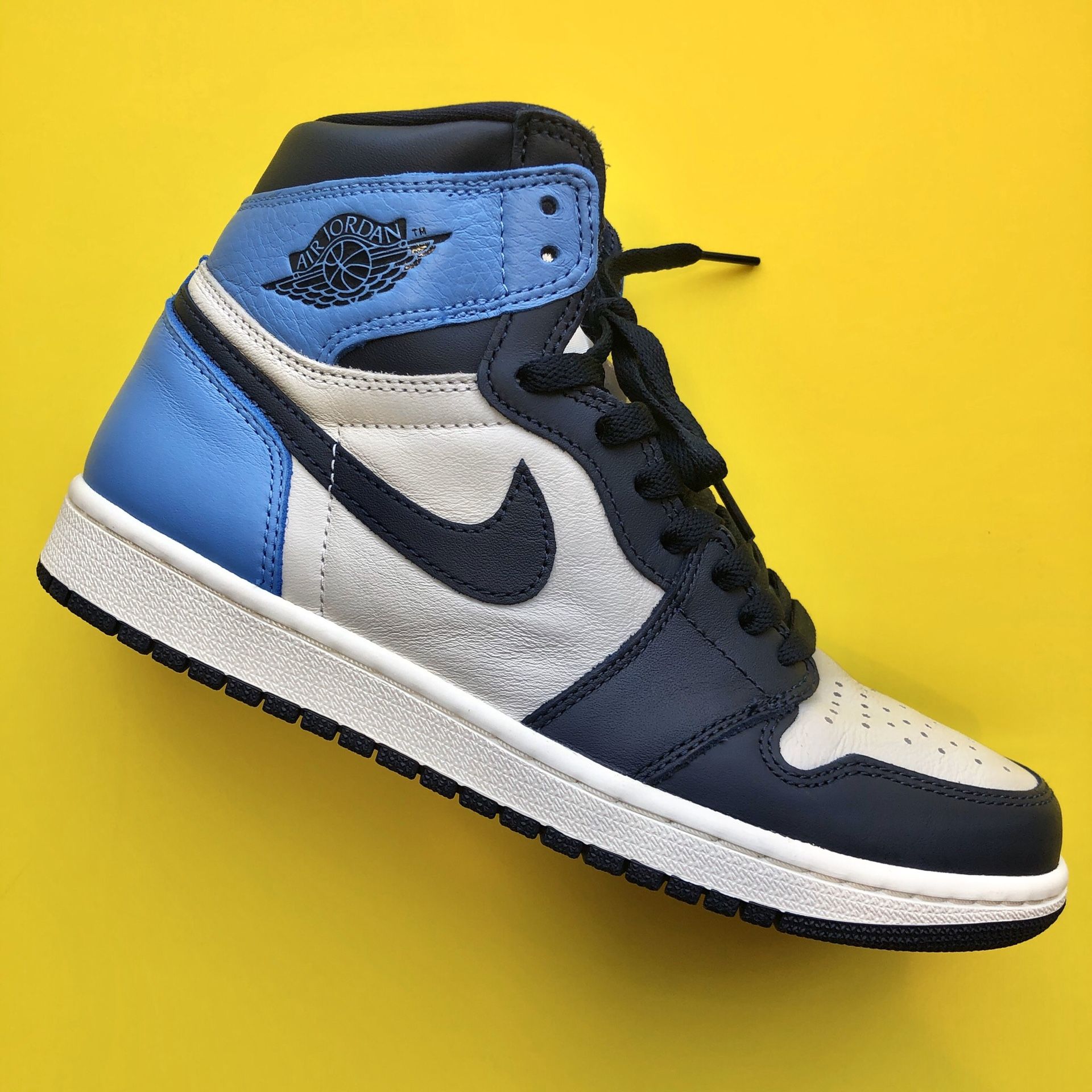 Jordan 1 ‘Obsidian’ - Size 8