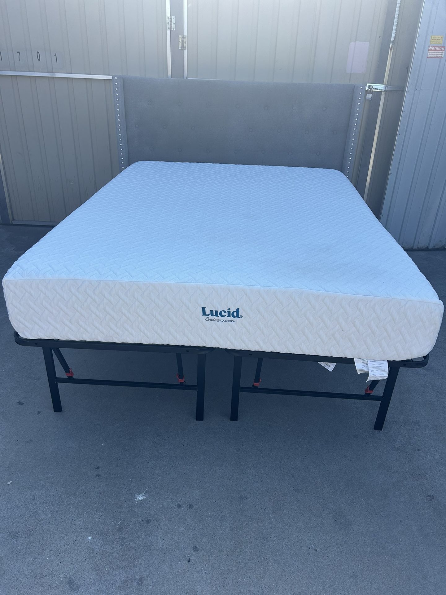 Queen Bed