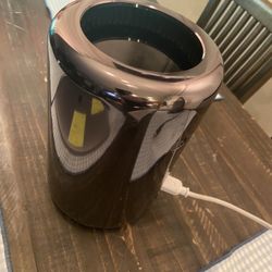 Apple 2013 Mac Pro 16gb Ram 128gb Ssd - Monterey macOS - Comes With Power Cord 