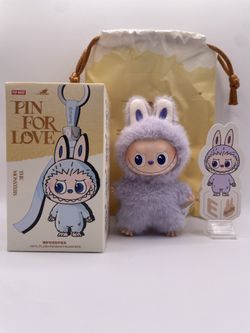 Labubu Pin For Love Series-Letter E