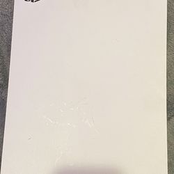 PS5 it’s works perfect only has some scratches or scuffs on the 3rd photo 