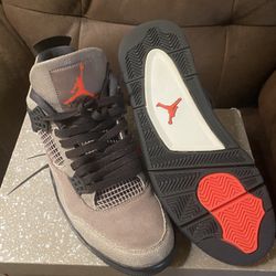 Jordan 4 Taupe Haze 