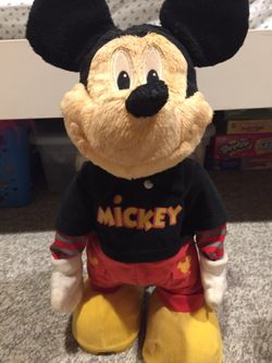 Dancing Star Mickey