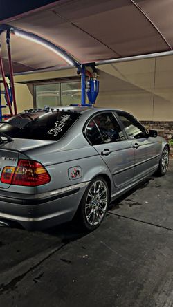 2005 BMW 330i