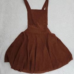 ✅️ Brown Cross Back Overall Dress• Size S• New Condition• $15firm