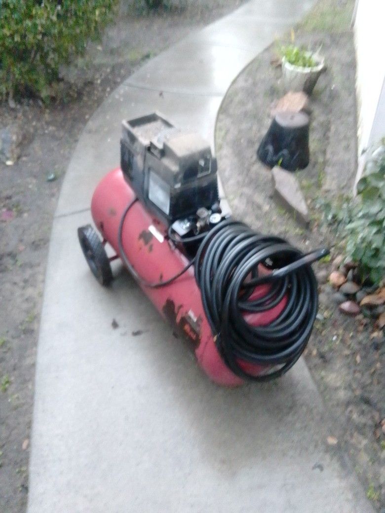 Air Compressor 