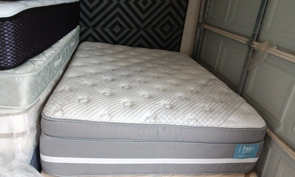 Queen Size Mattress (Colchón Queen Size)