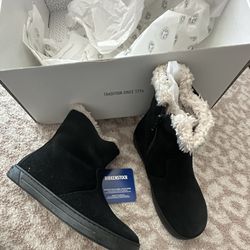 Birkenstock Kids Black leather Boots Size 13-13.5 $65 **READ DESCRIPTION**