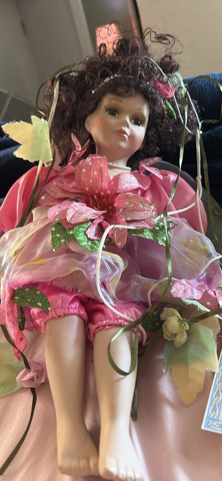Sofia” from the Cathay Collection, as shown on the Certificate of Authenticity.