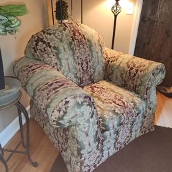 Floral designer chair 