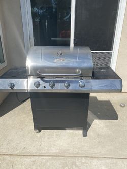 Charbroil grill