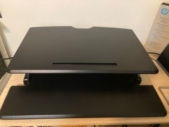 Desk Riser - FlexFit 35” Manual Adjustable Desk Converter