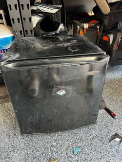 Mini fridge