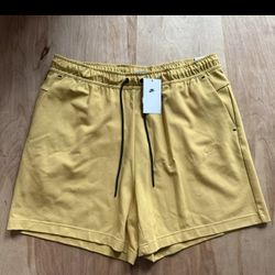 Nike Sportswear Tech Fleece Lightweight Shorts - DX0828-725 - Men's Size XXL