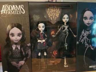 Monster high skullector Addams family