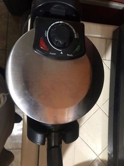 Waffle maker