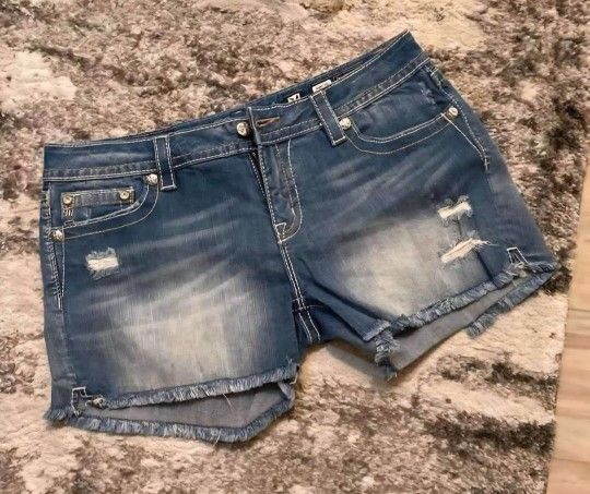 Miss Me Jean Shorts Size 34